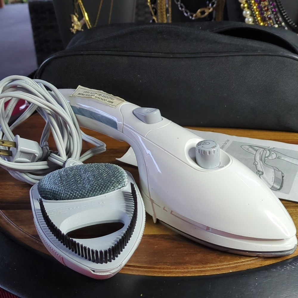 Rowenta Handheld Garment Fabric Steamer with Attachments